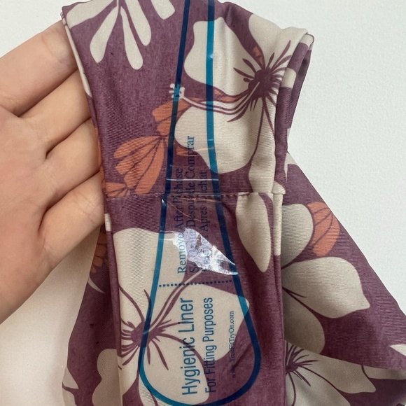 *new with tags* revolve stone fox swim hawaiian print purple bikini top & bottom - Picture 5 of 14